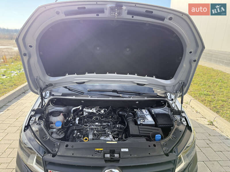 Мінівен Volkswagen Caddy 2020 в Рівному