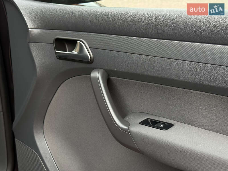 Минивэн Volkswagen Caddy 2013 в Стрые фото 87 Минивэн Volkswagen Caddy 2013 в Стрые