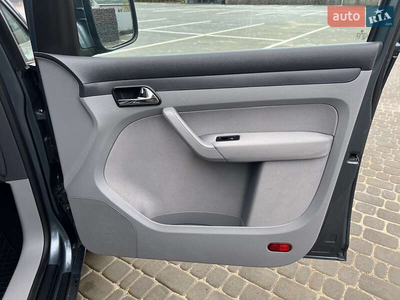 Минивэн Volkswagen Caddy 2008 в Житомире фото 8 Минивэн Volkswagen Caddy 2008 в Житомире
