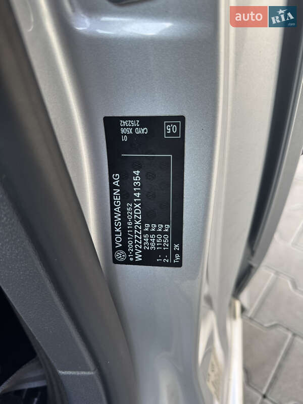 Мінівен Volkswagen Caddy 2013 в Сарнах