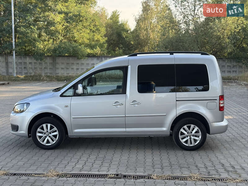 Мінівен Volkswagen Caddy 2014 в Львові