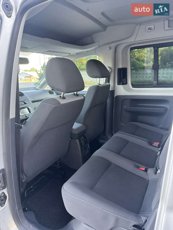 Мінівен Volkswagen Caddy 2014 в Львові