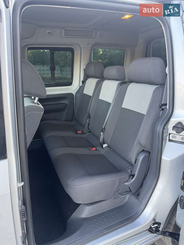 Мінівен Volkswagen Caddy 2014 в Львові