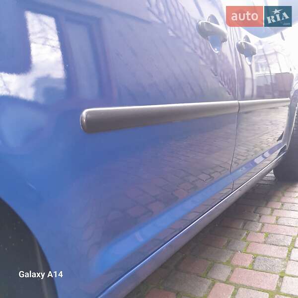 Минивэн Volkswagen Caddy 2006 в Виноградове