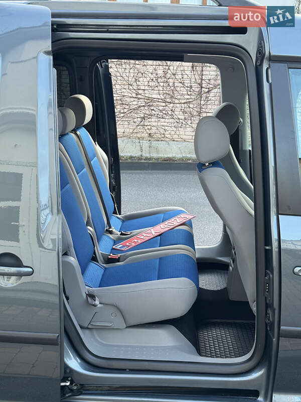 Мінівен Volkswagen Caddy 2009 в Вінниці
