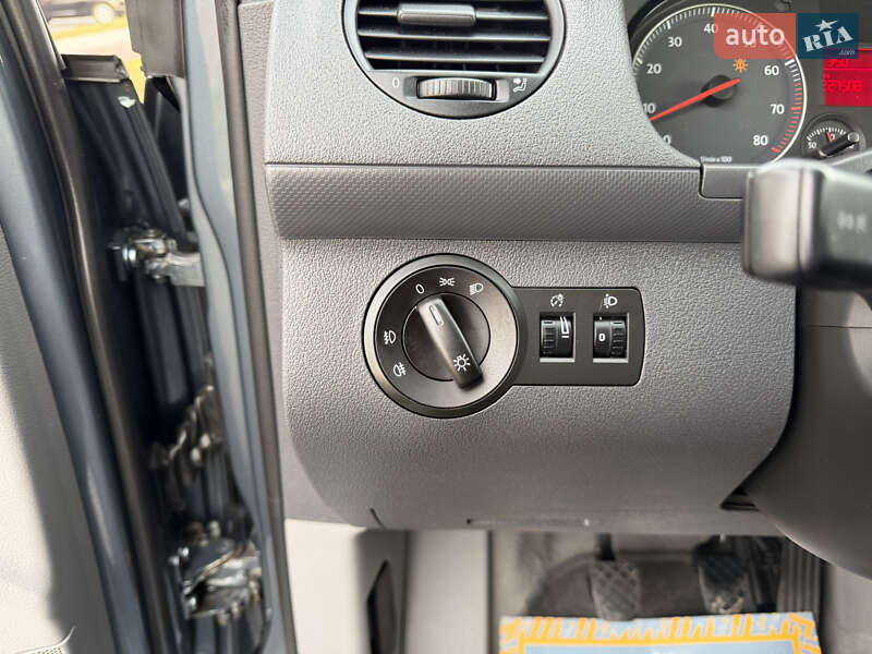 Минивэн Volkswagen Caddy 2006 в Виннице