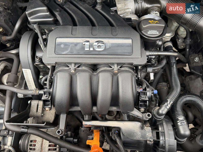 Минивэн Volkswagen Caddy 2006 в Виннице