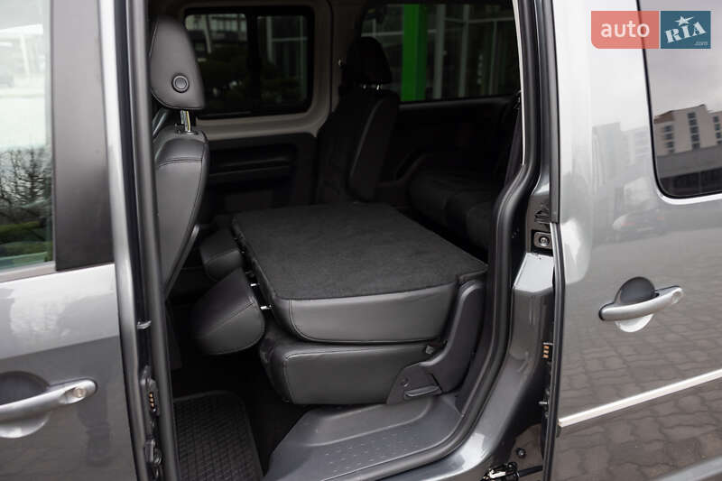 Мінівен Volkswagen Caddy 2016 в Луцьку