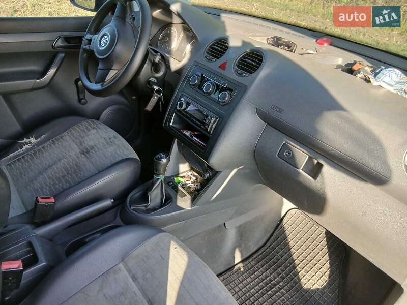 Вантажний фургон Volkswagen Caddy 2013 в Нових Санжарах фото 6 Вантажний фургон Volkswagen Caddy 2013 в Нових Санжарах