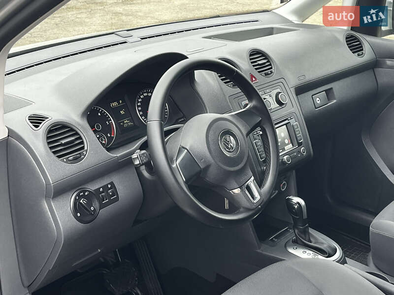 Мінівен Volkswagen Caddy 2014 в Луцьку