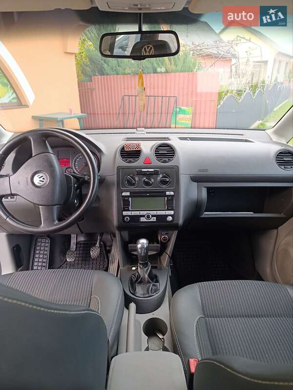 Минивэн Volkswagen Caddy 2008 в Тячеве фото 5 Минивэн Volkswagen Caddy 2008 в Тячеве