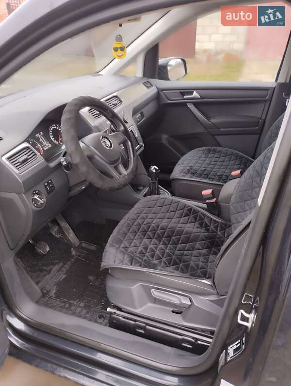 Мінівен Volkswagen Caddy 2016 в Рокитному