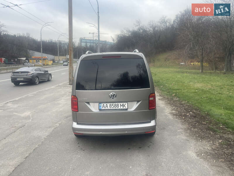 Мінівен Volkswagen Caddy 2019 в Києві