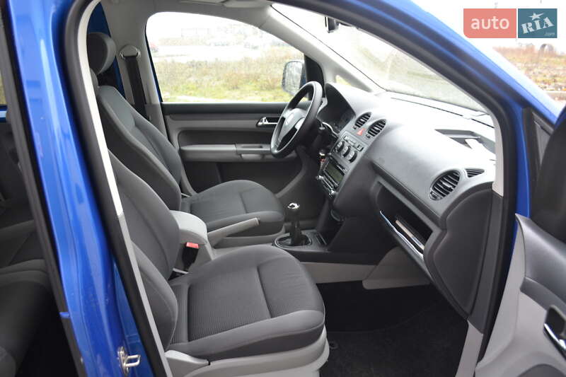 Мінівен Volkswagen Caddy 2010 в Вінниці