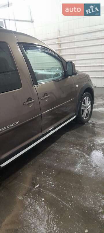 Мінівен Volkswagen Caddy 2014 в Житомирі