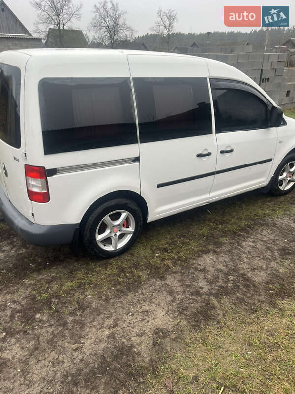 Минивэн Volkswagen Caddy 2005 в Сарнах
