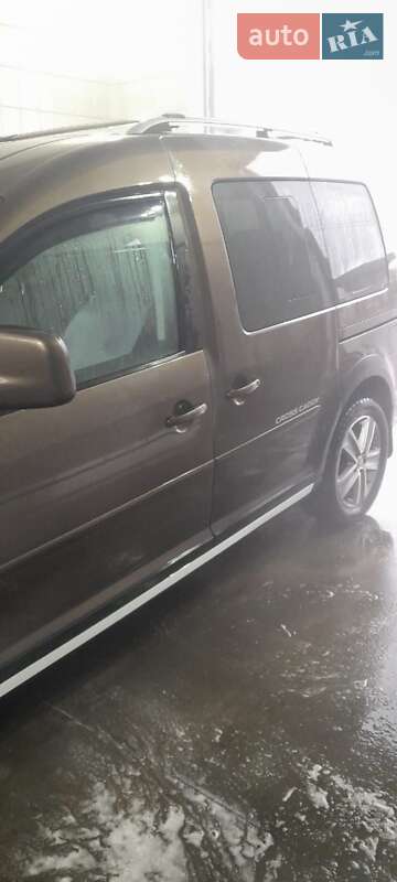 Мінівен Volkswagen Caddy 2014 в Житомирі