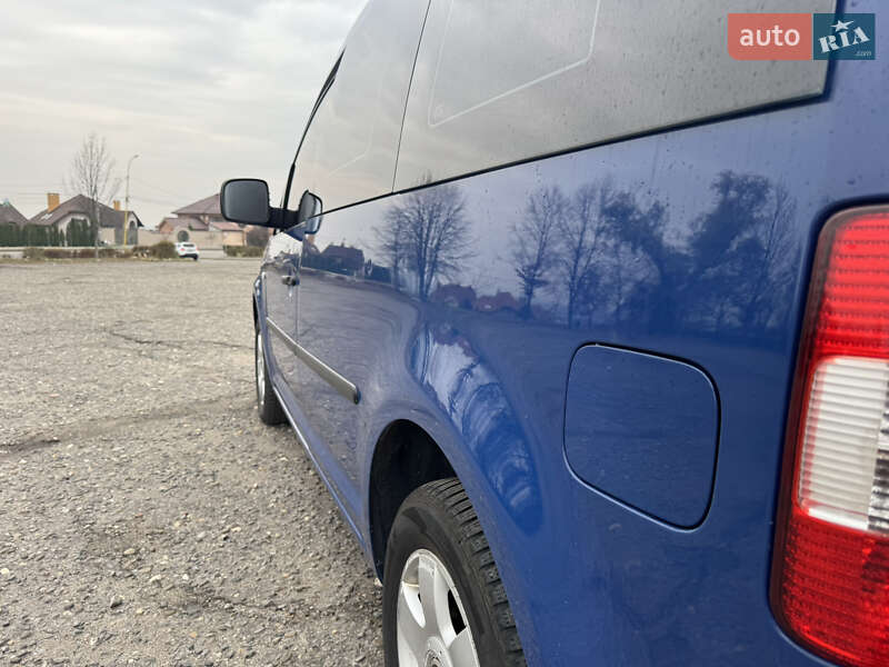 Мінівен Volkswagen Caddy 2006 в Ужгороді