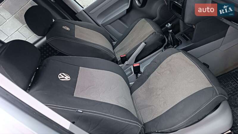 Минивэн Volkswagen Caddy 2006 в Сарнах