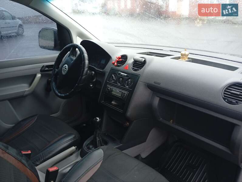 Мінівен Volkswagen Caddy 2004 в Жмеринці