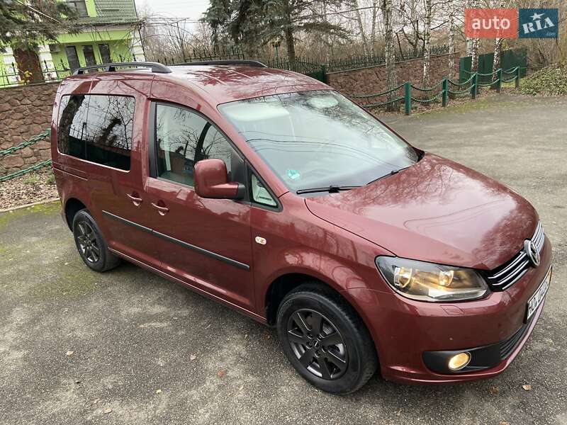Мінівен Volkswagen Caddy 2014 в Києві