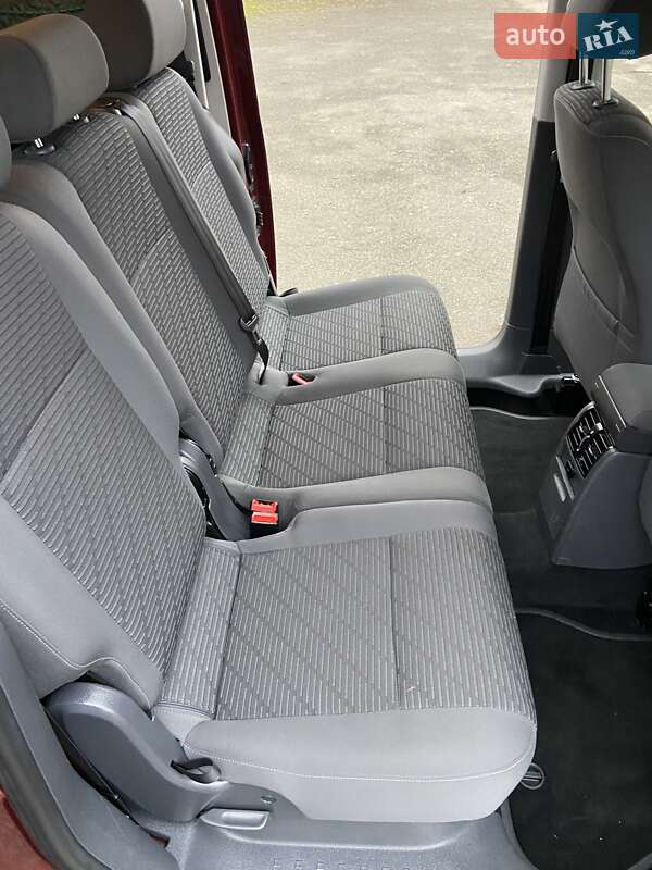 Мінівен Volkswagen Caddy 2014 в Києві