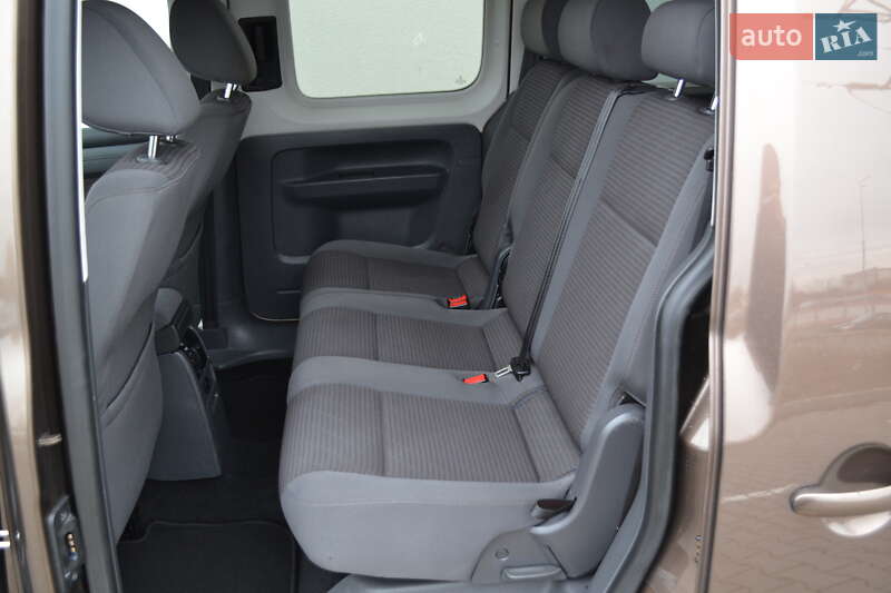 Минивэн Volkswagen Caddy 2011 в Виннице