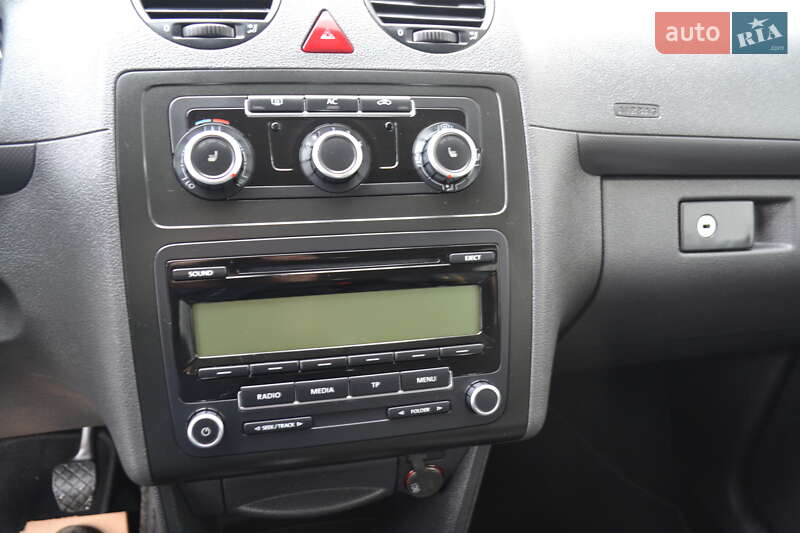 Минивэн Volkswagen Caddy 2011 в Виннице