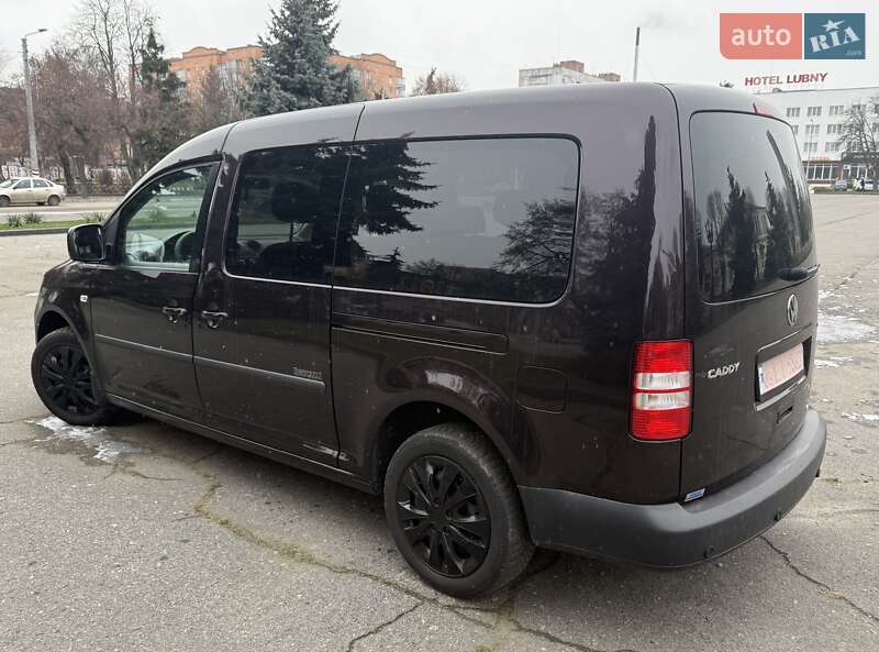 Минивэн Volkswagen Caddy 2011 в Лубнах