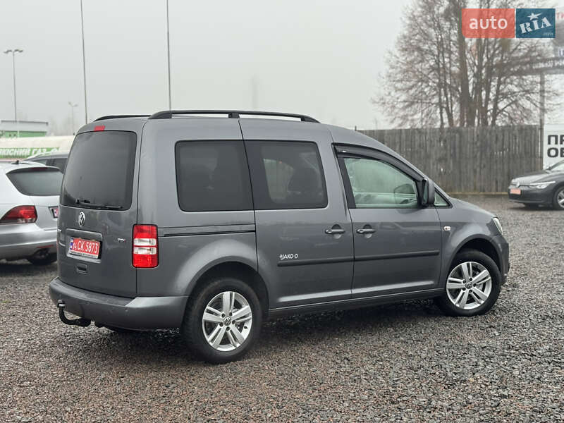 Минивэн Volkswagen Caddy 2013 в Сарнах
