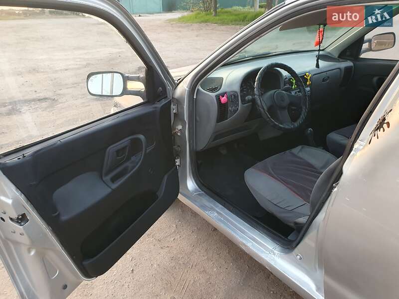 Минивэн Volkswagen Caddy 1999 в Белгороде-Днестровском