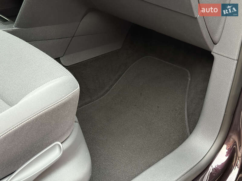 Мінівен Volkswagen Caddy 2013 в Стрию