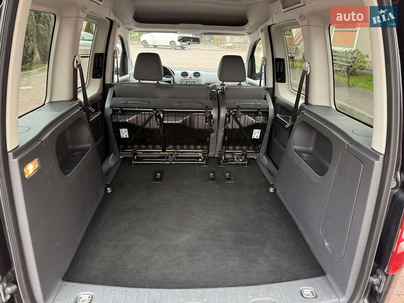 Мінівен Volkswagen Caddy 2013 в Стрию