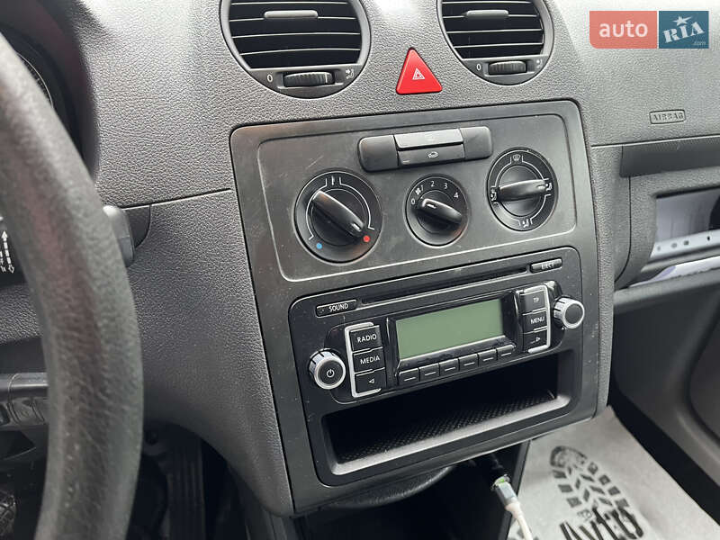 Мінівен Volkswagen Caddy 2010 в Луцьку