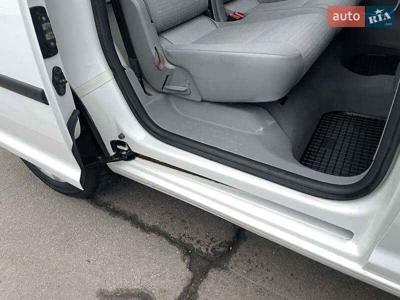 Мінівен Volkswagen Caddy 2005 в Вінниці