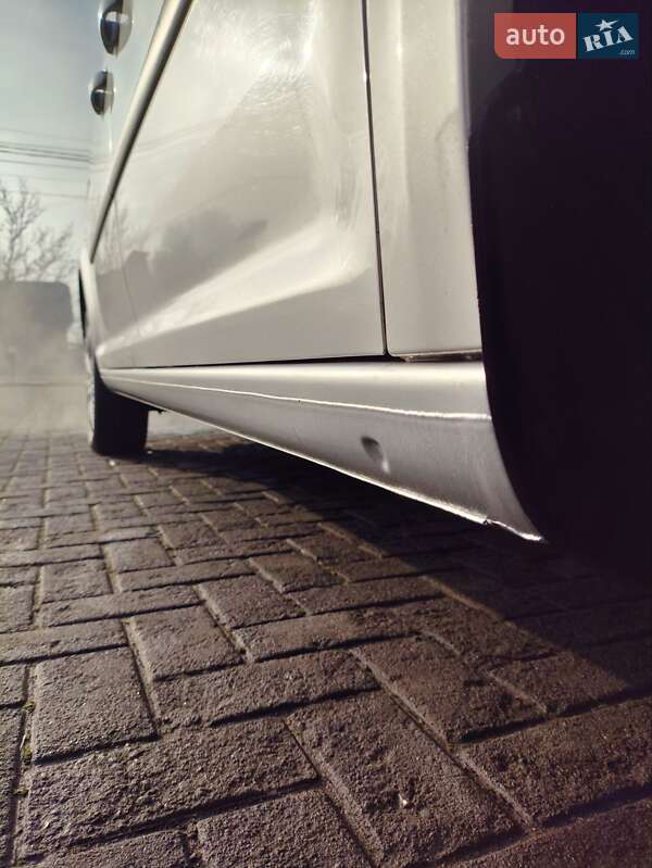 Минивэн Volkswagen Caddy 2012 в Черновцах