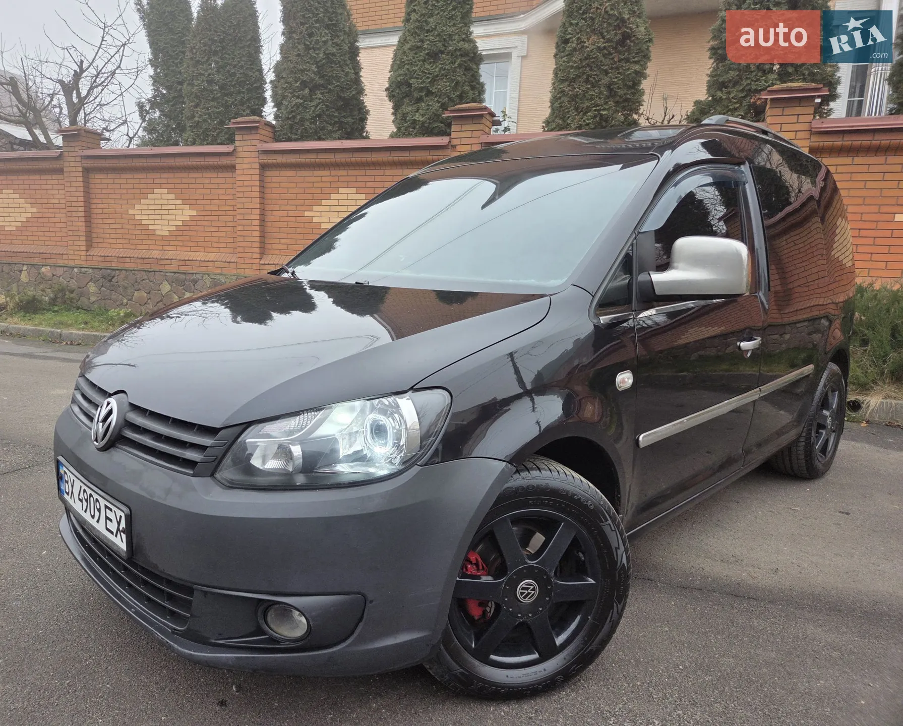 2011 Volkswagen Caddy - фото 1