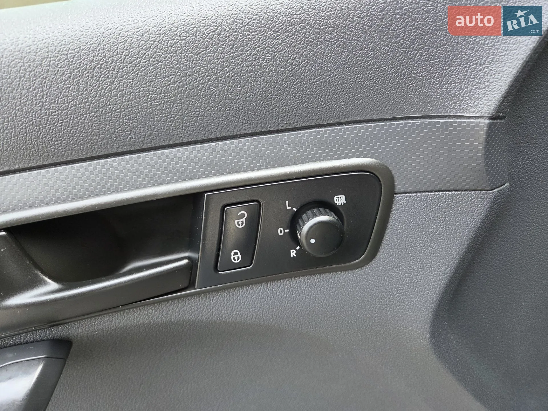 2011 Volkswagen Caddy - мініатюра 25