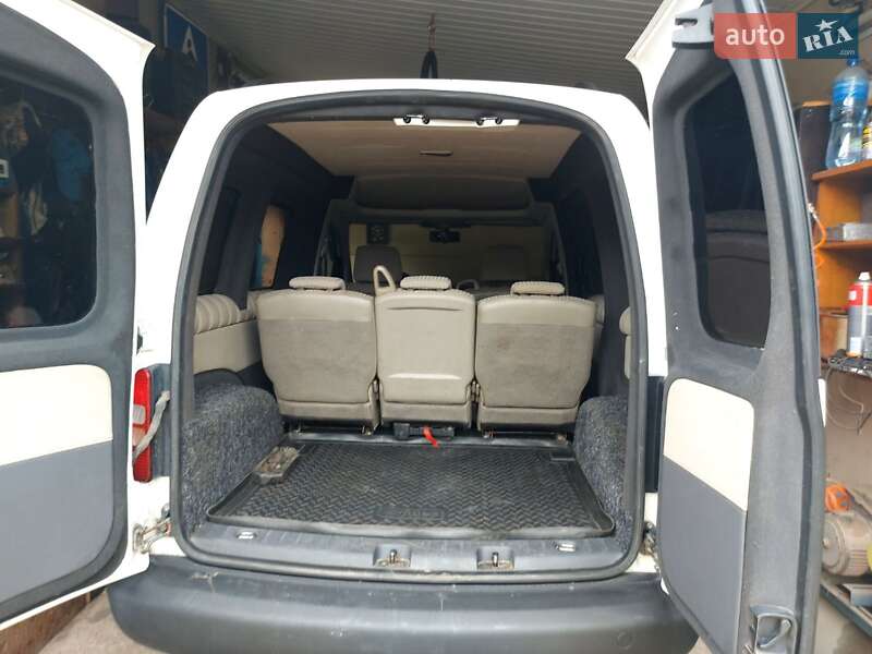 Мінівен Volkswagen Caddy 2010 в Жмеринці