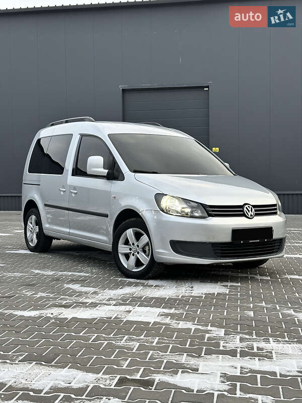 Мінівен Volkswagen Caddy 2015 в Кропивницькому