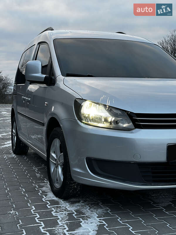 Мінівен Volkswagen Caddy 2015 в Кропивницькому