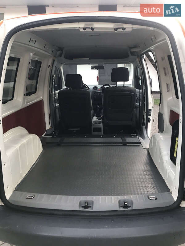 Минивэн Volkswagen Caddy 2007 в Дубно фото 17 Минивэн Volkswagen Caddy 2007 в Дубно