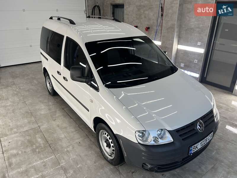 Мінівен Volkswagen Caddy 2008 в Рівному