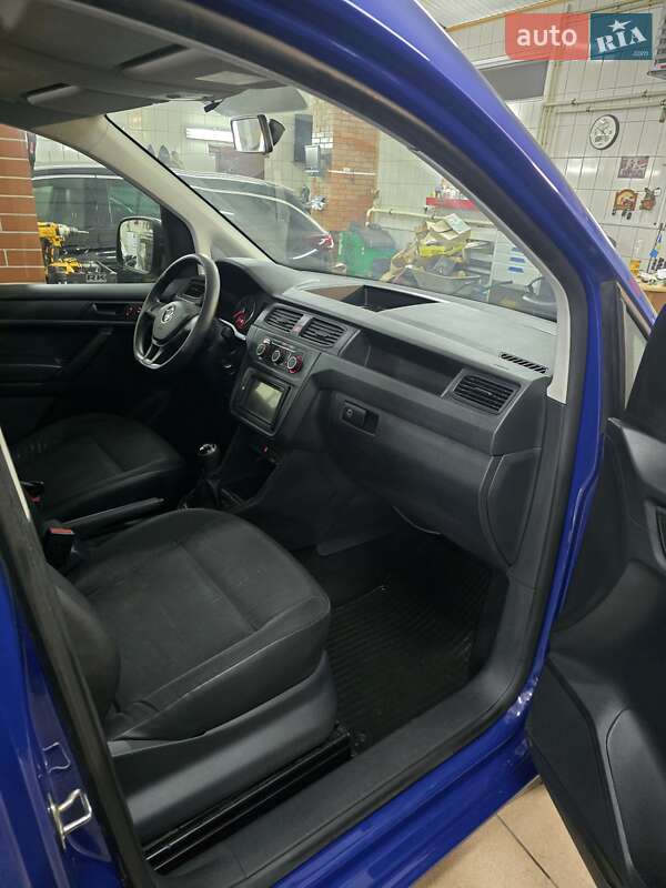 Вантажний фургон Volkswagen Caddy 2016 в Бердичеві фото 13 Вантажний фургон Volkswagen Caddy 2016 в Бердичеві