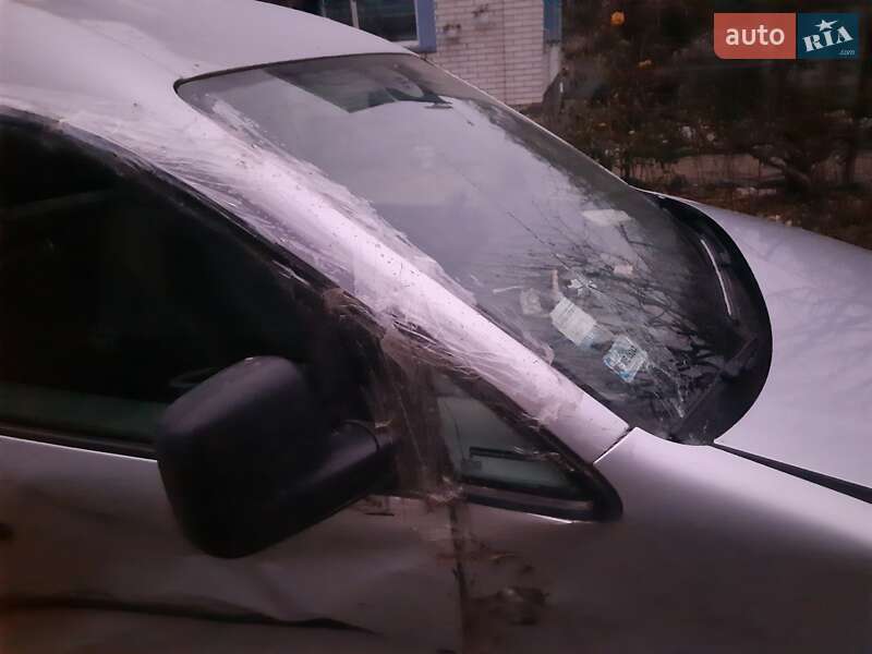 Мінівен Volkswagen Caddy 2010 в Носівці