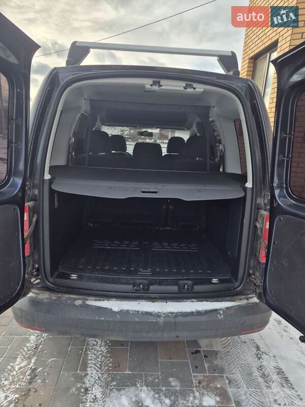 Мінівен Volkswagen Caddy 2016 в Рокитному