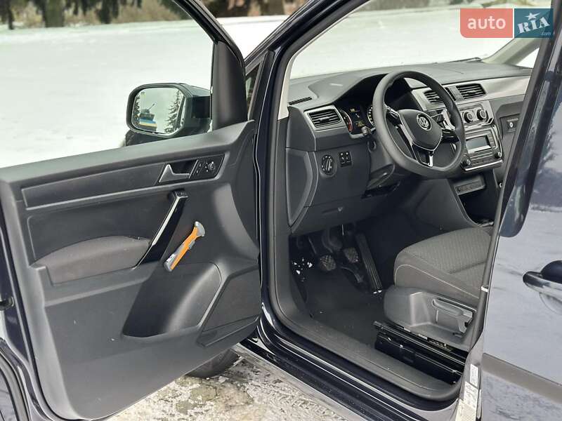 Мінівен Volkswagen Caddy 2018 в Дубні