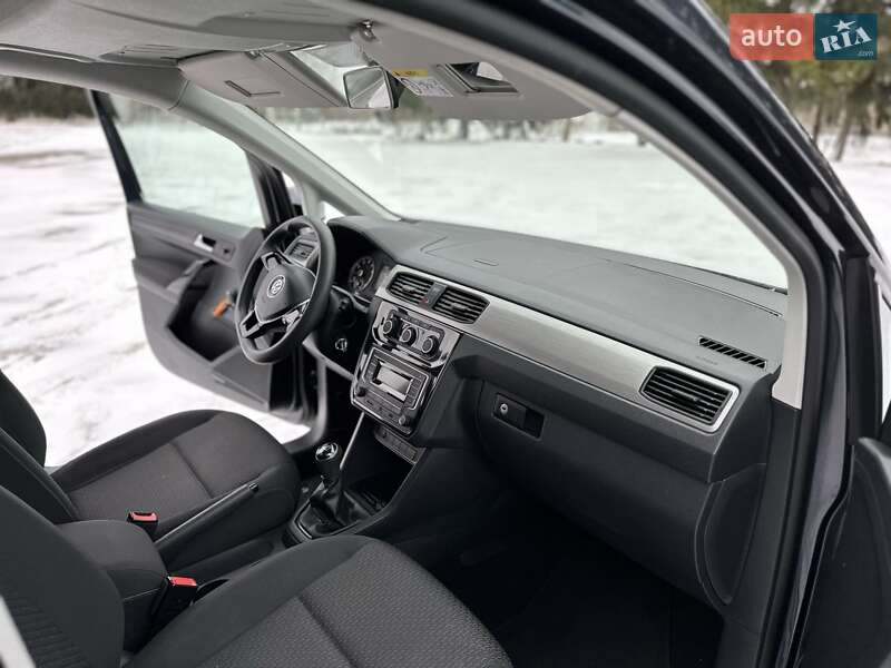 Мінівен Volkswagen Caddy 2018 в Дубні