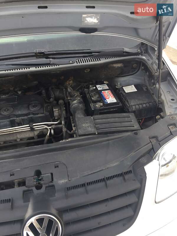 Мінівен Volkswagen Caddy 2010 в Заліщиках