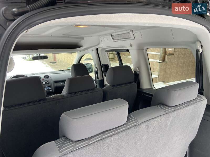 Мінівен Volkswagen Caddy 2014 в Києві